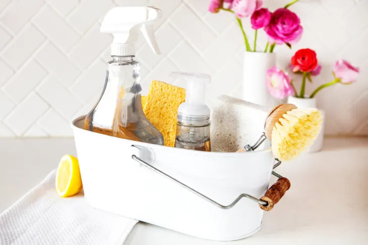 Bathroom Cleaner vs All Purpose Cleaner: Which is Better?