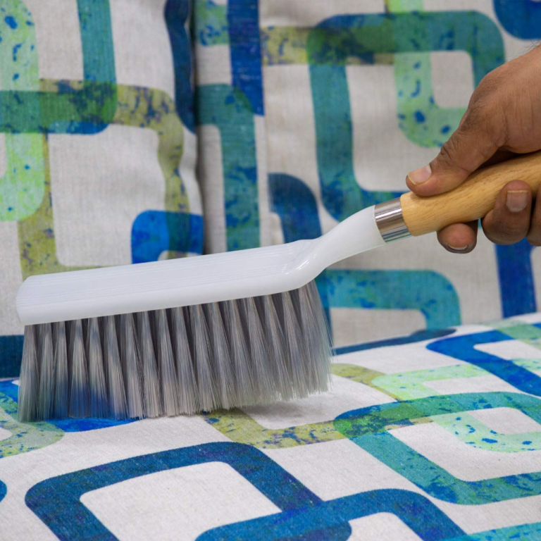 5 Types of Cleaning Brushes and their Uses in Housekeeping